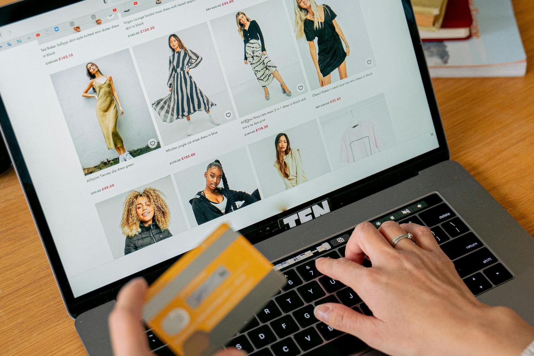 Armenian Bank Cards for International Shopping: How to Choose the Right One and Avoid Hidden Fees