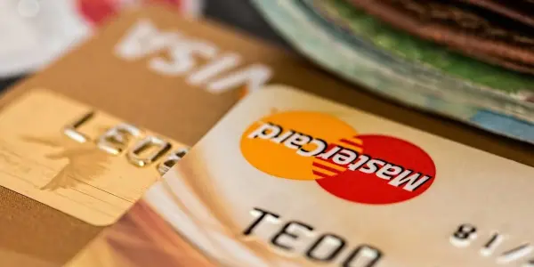 What Types of Visa and Mastercard Cards Can You Get in Armenia and How Do They Differ?